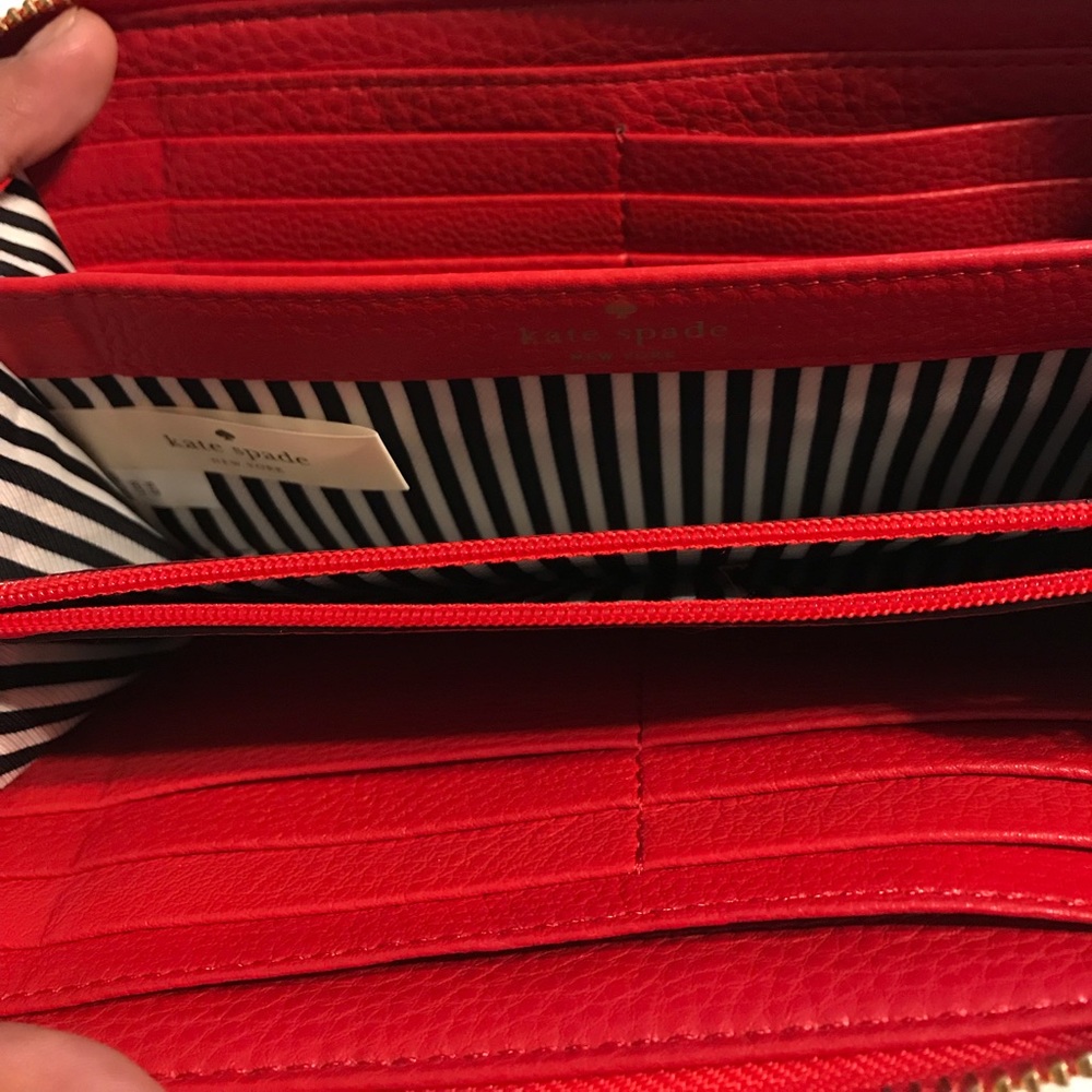 Kate Spade Wallet - Picture 2 of 3